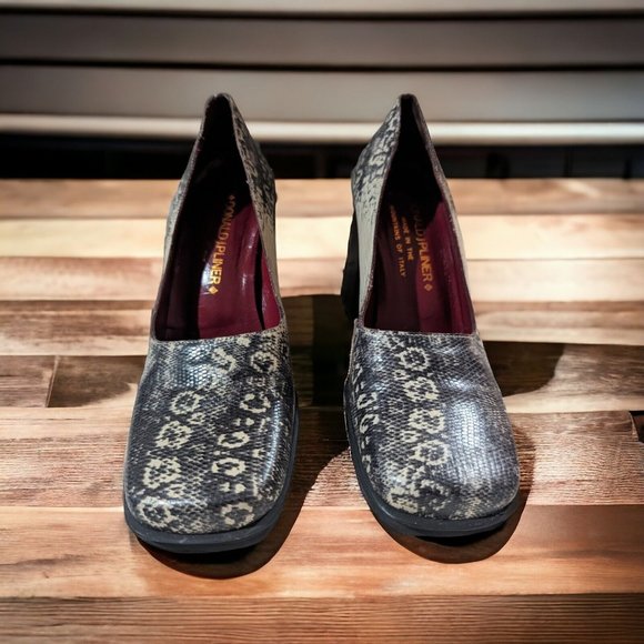 NEW‎ DONALD J PLINER SNAKESKIN-BLOCKED HEEL PUMPS- 7.5 N - Picture 2 of 7